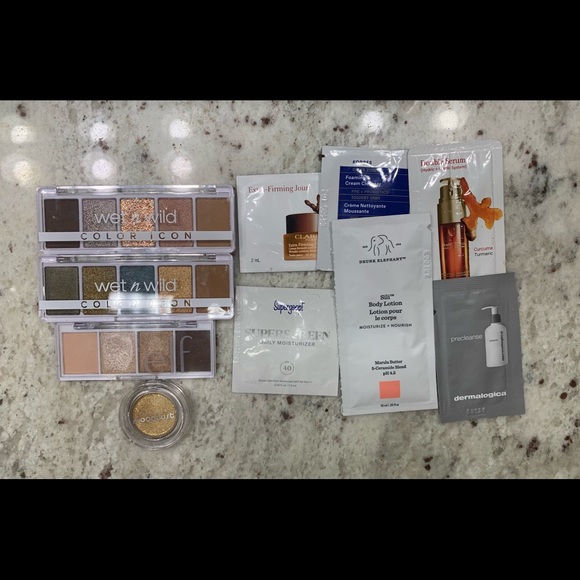 Eyeshadow Bundle - Picture 3 of 3